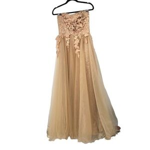 JS Collections Ethereal Champagne Floral Lace Tulle‎ Strapless Dress